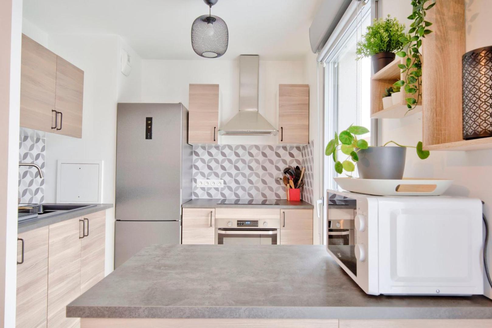 Le Perfectionniste - Spacieux Logement Terrasse Avec Parking Cachan Esterno foto