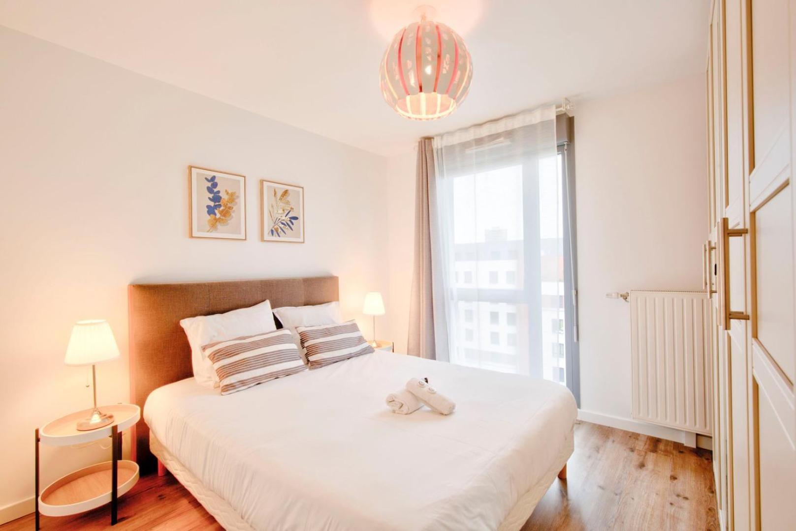 Le Perfectionniste - Spacieux Logement Terrasse Avec Parking Cachan Esterno foto